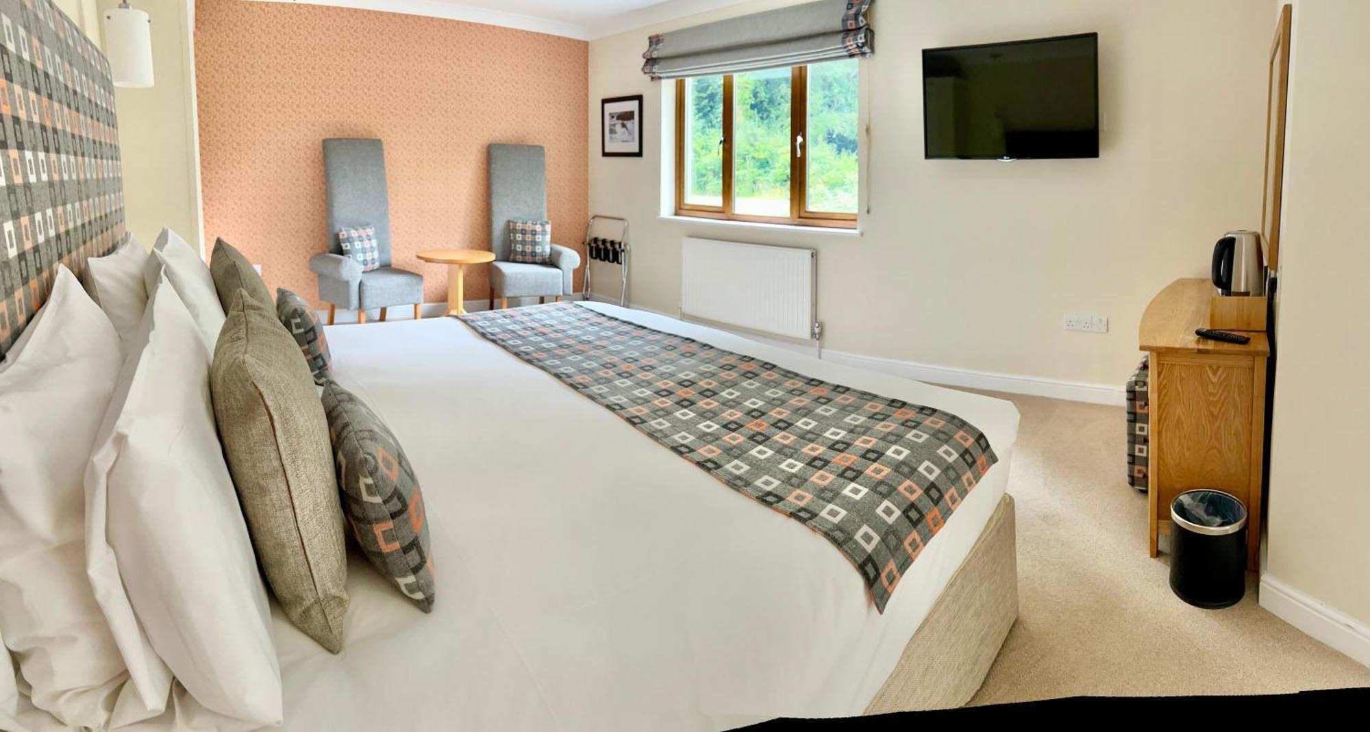 Bed and Breakfast Roseberry House à Newcastle Emlyn Extérieur photo